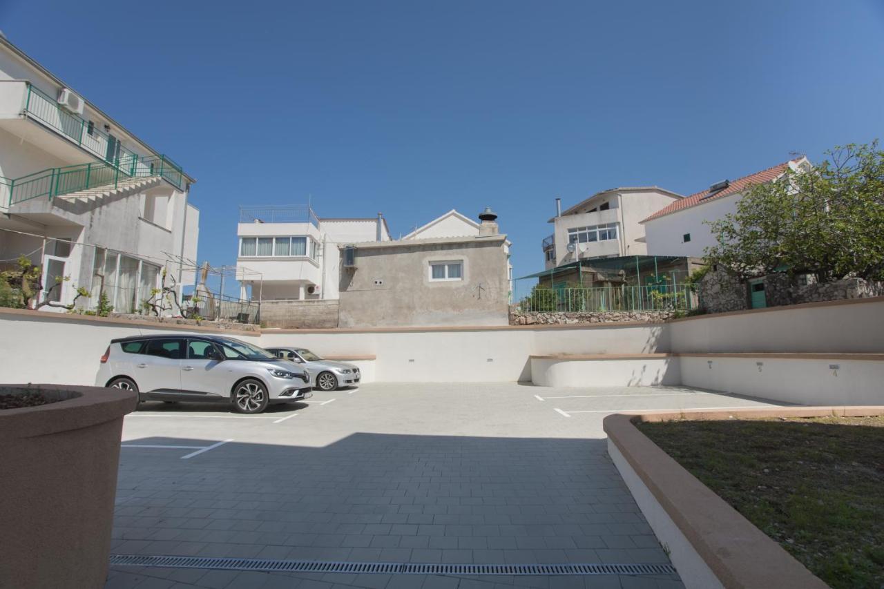 Blue Adria Apartment Primosten Bagian luar foto